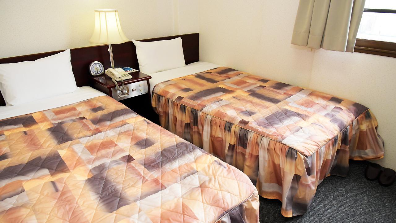 Business Hotel Shuttle 구마모토 외부 사진